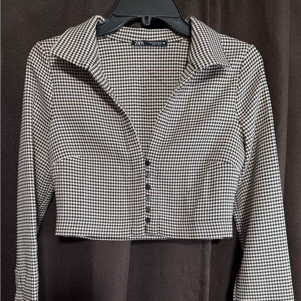 Black and White Houndstooth Cropped Blouse